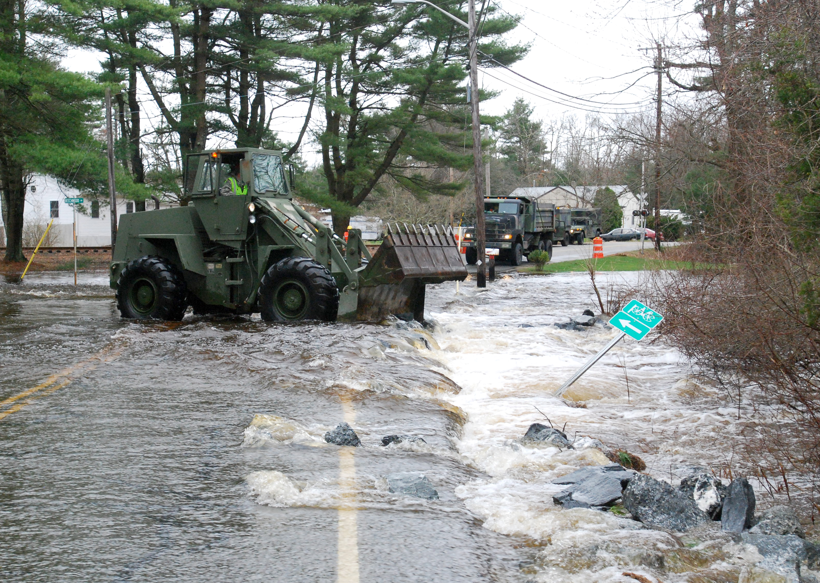 i18n: A Vehicle Navigating Flood Waters